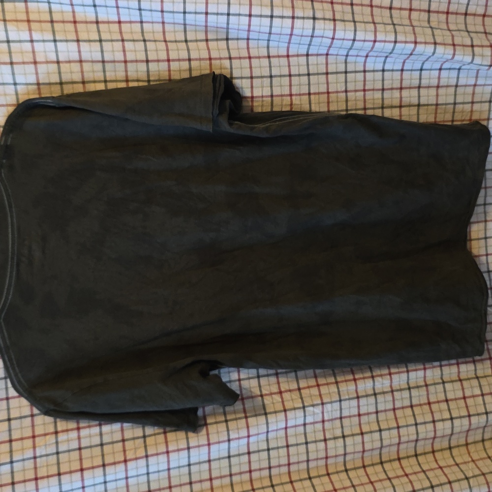 Mens' DKNY Tee Charcoal V-Neck XL - Picture 3 of 3